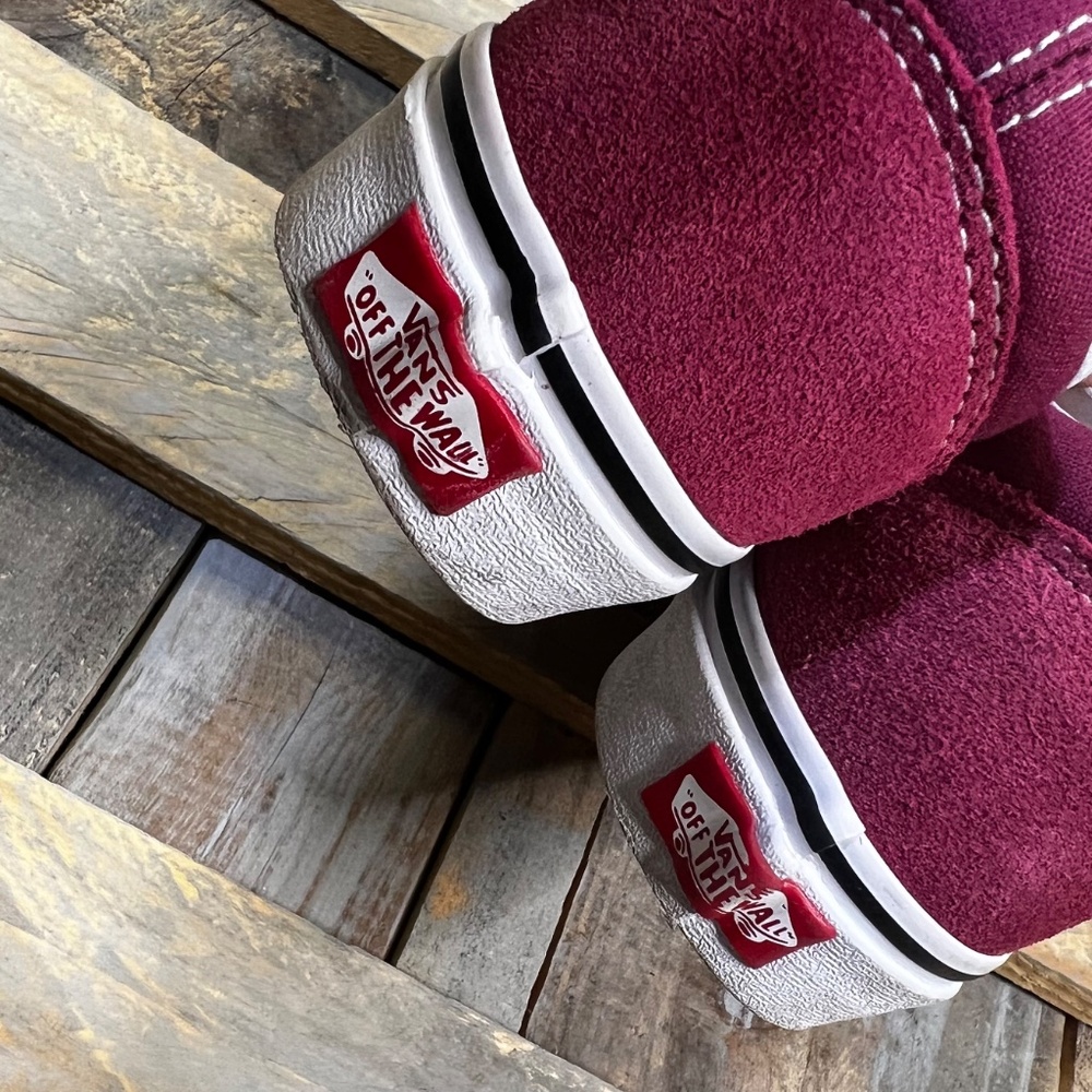 Like New [Vans] Burgundy Red Low Top < Old Skool > Shoes + Sneaker | M 6 - W 7.5 - Picture 10 of 15
